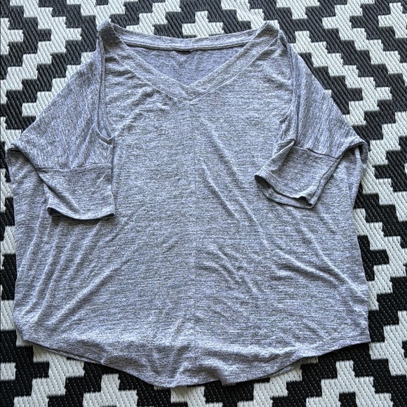 Women's Top - L/XL - Picture 1 of 4